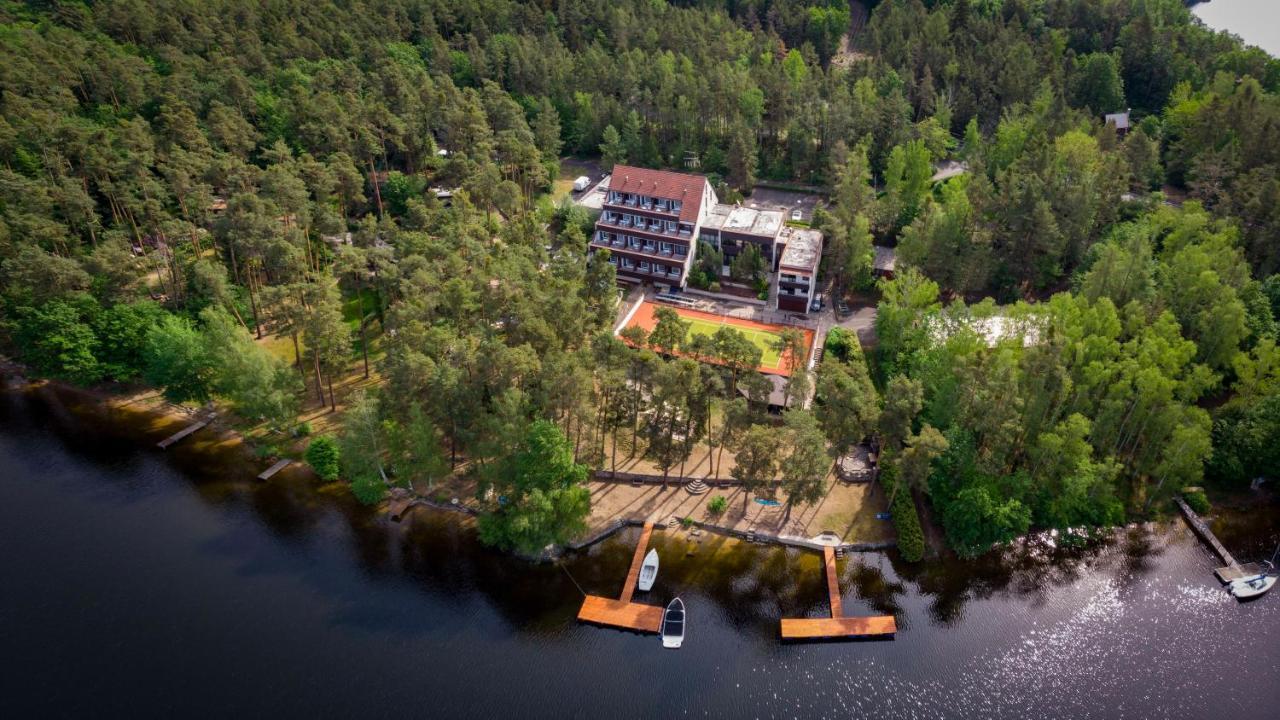 Hotel Hladina Nebrich 外观 照片