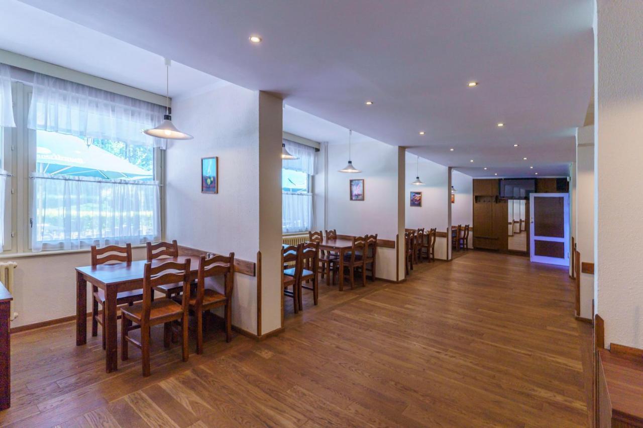 Hotel Hladina Nebrich 外观 照片